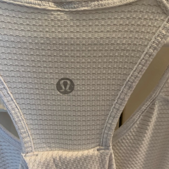 Lululemon white and gray tank - Picture 6 of 7